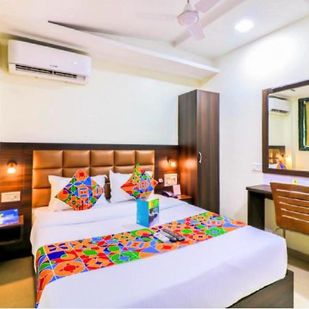 Hotel Galaxy Suite Mumbai Exterior foto