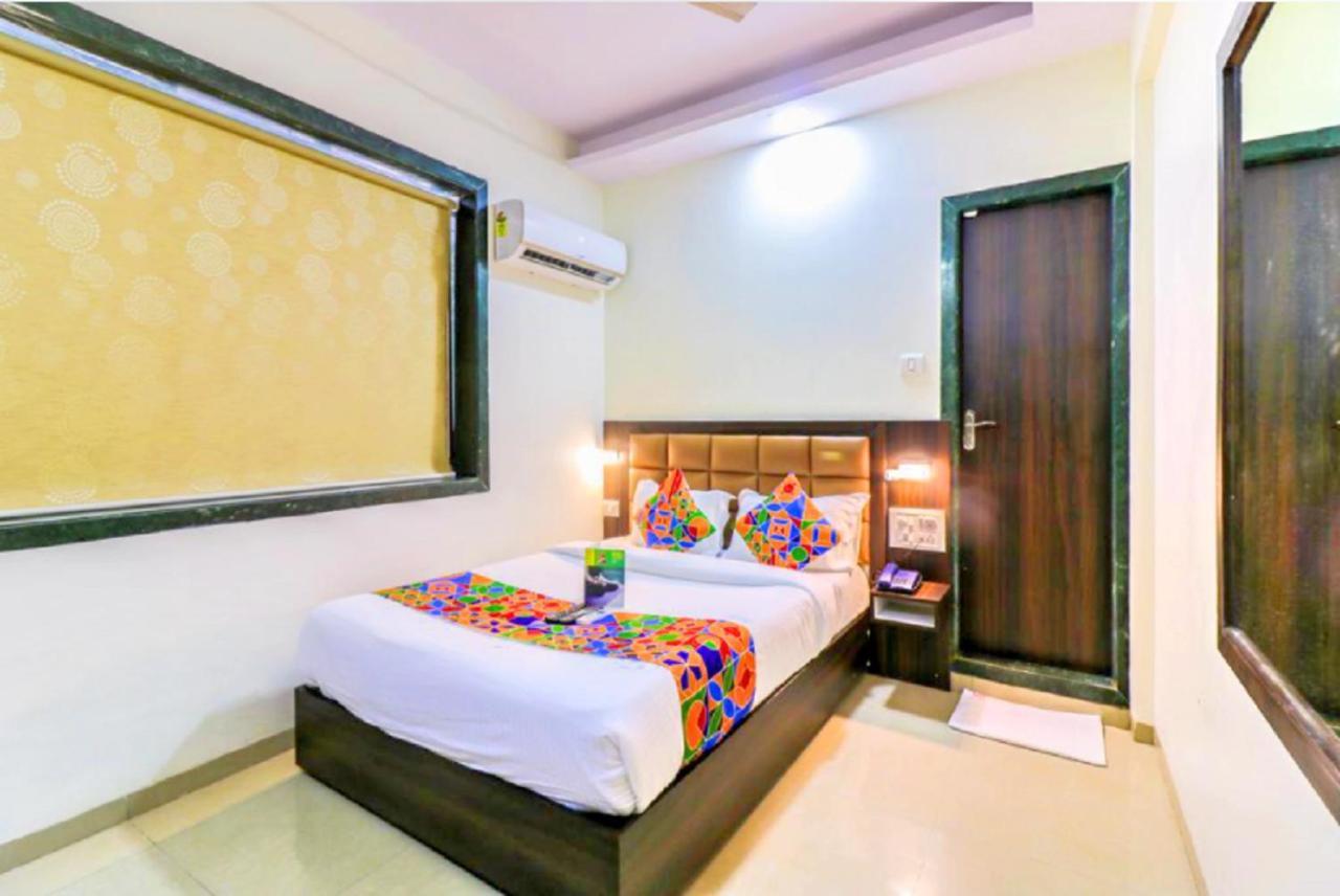 Hotel Galaxy Suite Mumbai Exterior foto