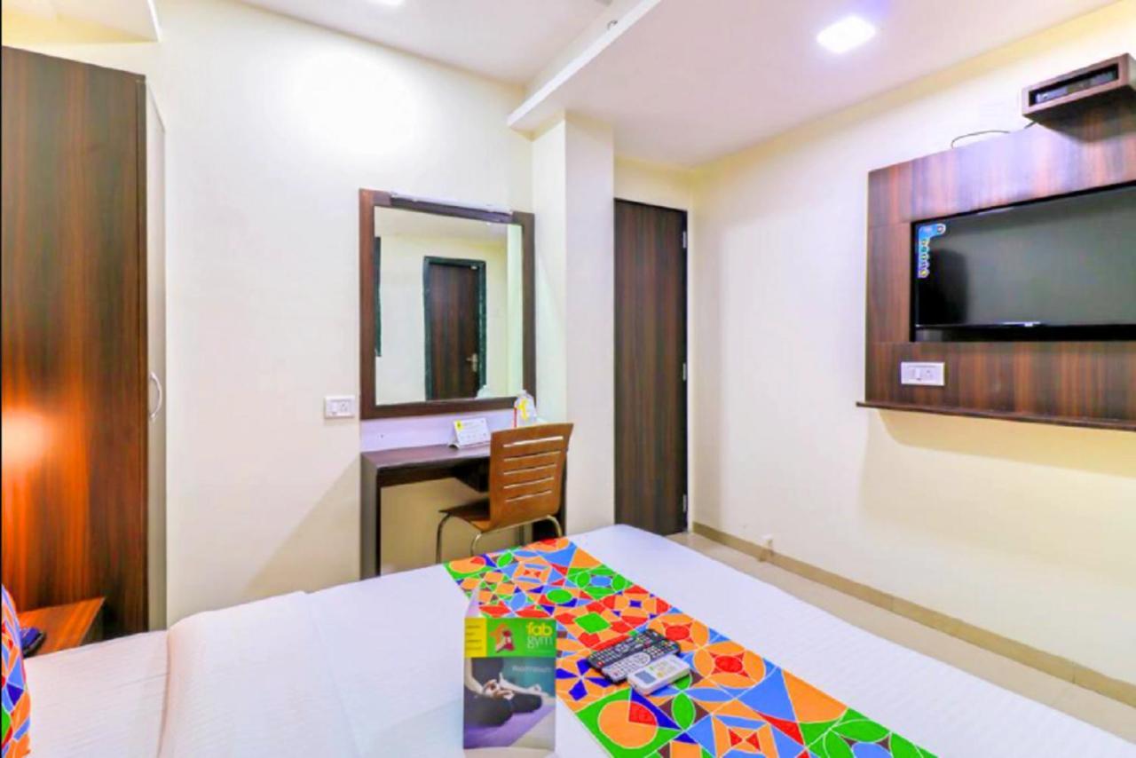 Hotel Galaxy Suite Mumbai Exterior foto
